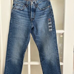 Levi’s jeans sz26 waist 30”long
New without tags